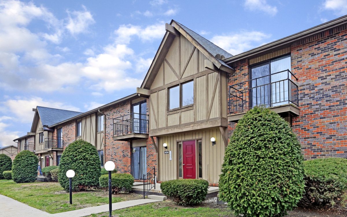 Clinton Twp Portfolio PROPERTY ORGANIZATION