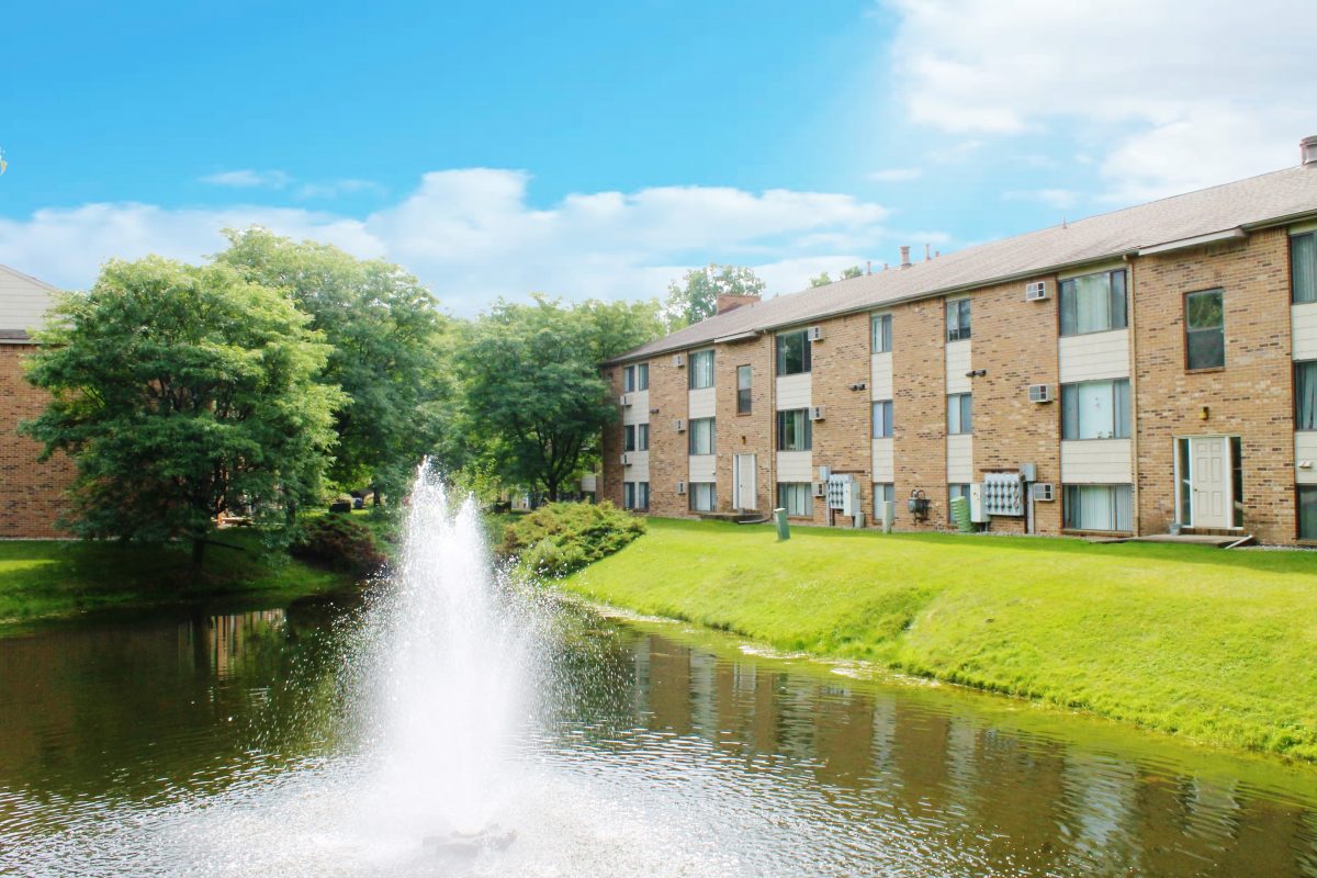 Ashton Lake Apartments PROPERTY ORGANIZATION