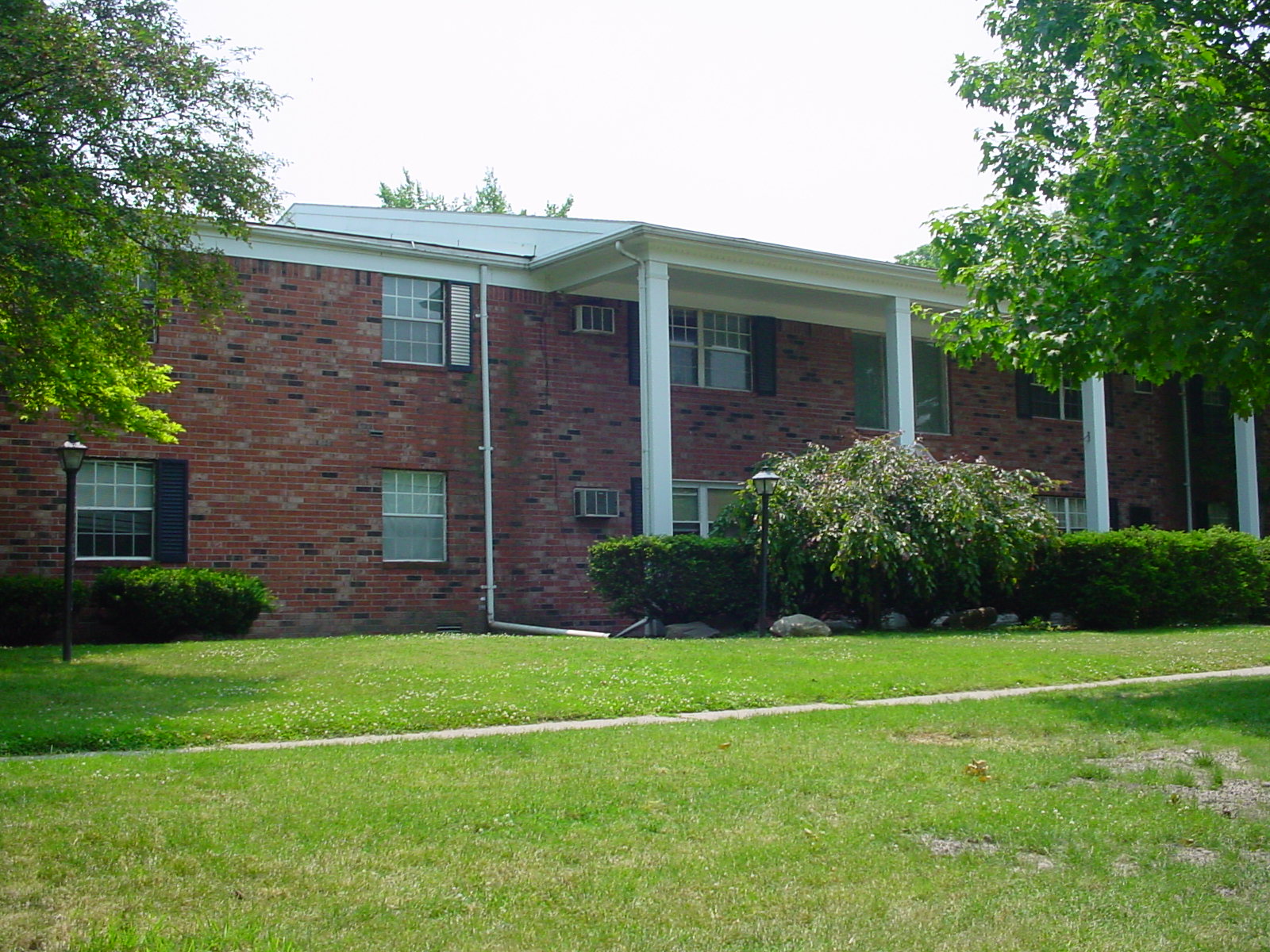 Washington Arms Apartments PROPERTY ORGANIZATION